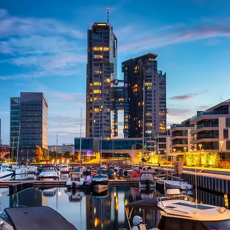 Little Monaco - Yacht Park Apartment