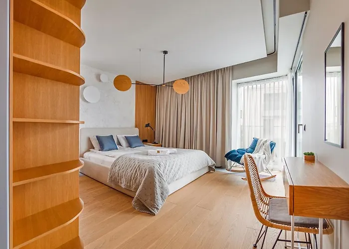 Little Monaco - Yacht Park